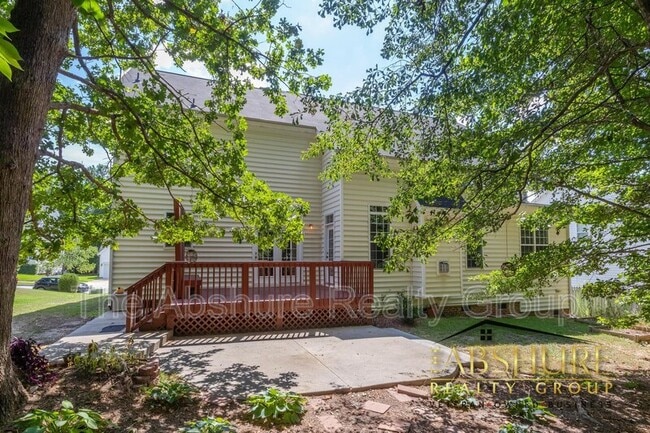 Building Photo - 1410 Fairfax Woods Dr