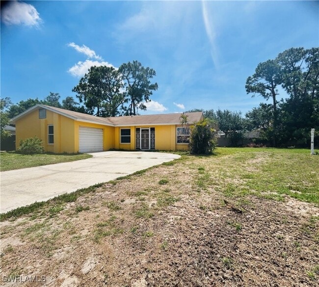 Building Photo - 652 NE 15th Ct