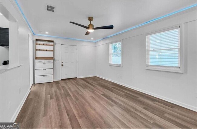 Building Photo - 2851 Forrest Hills Dr SW