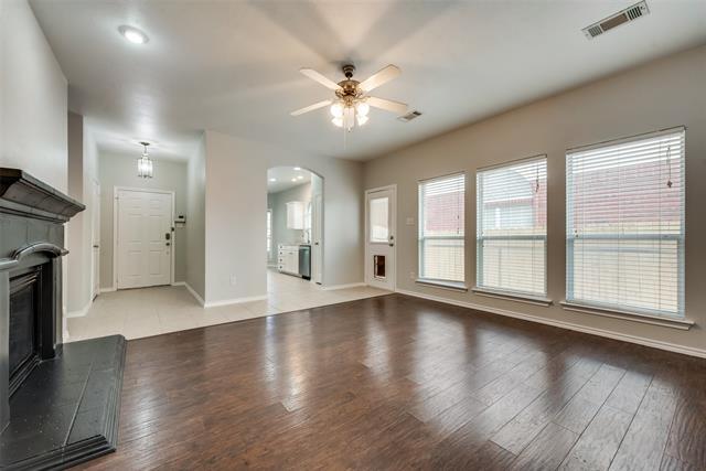 Building Photo - 5832 Center Ridge Dr