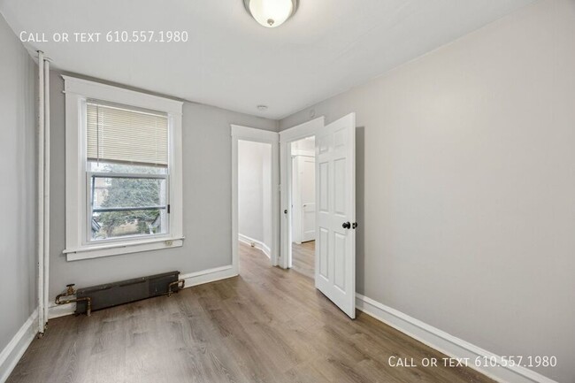 Building Photo - Spacious & Updated 3 Bedroom Home in Darby...