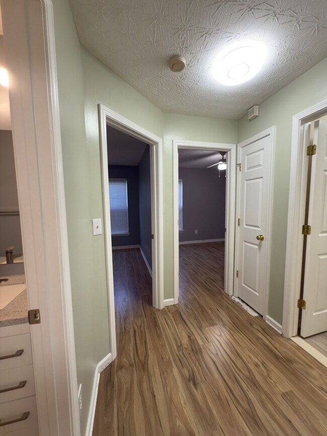 Building Photo - Charming 3/2 in Dallas, GA