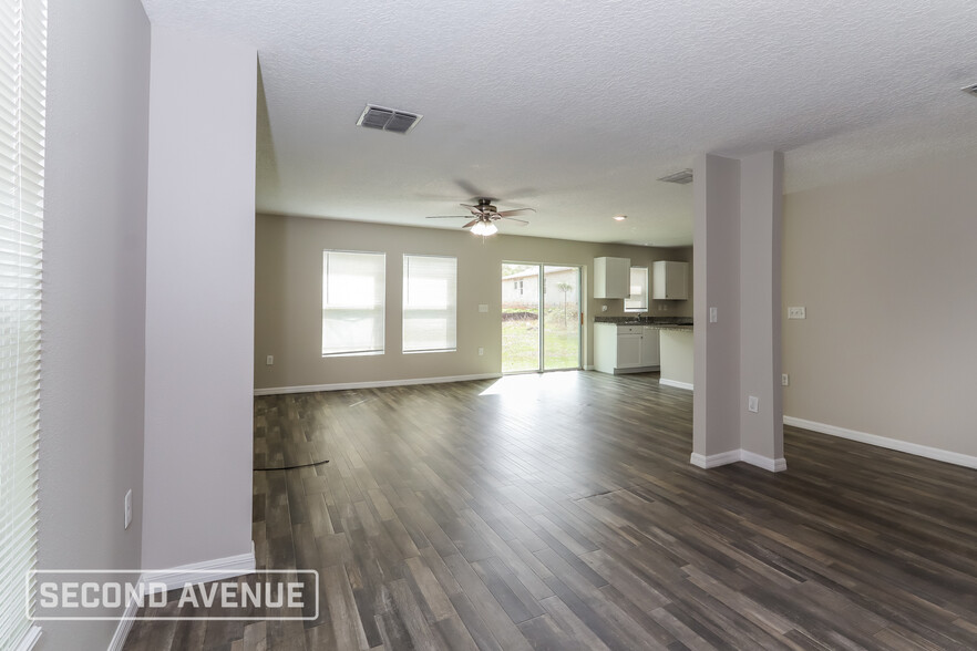 Building Photo - 11835 W Shenandoah Way