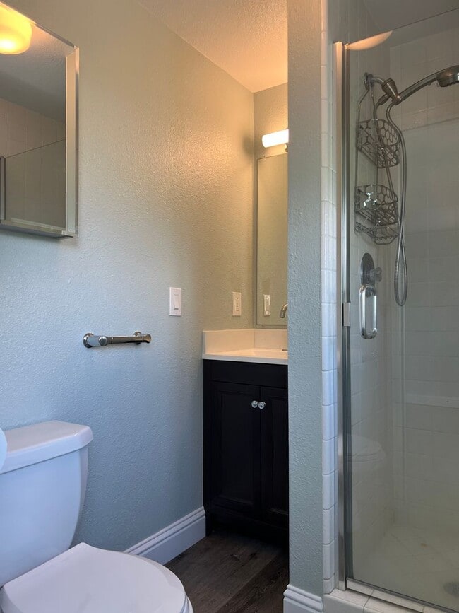 Building Photo - Coming Soon - Spacious Fully Remodeled and Upgraded Hidden Valley Home