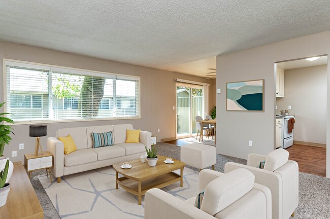 Building Photo - Country Oaks