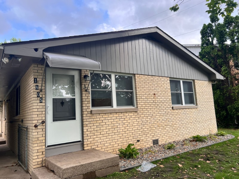 Building Photo - 1805 W William St