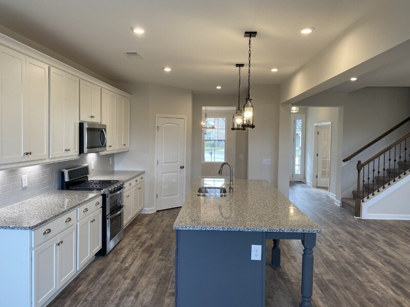 Building Photo - 4001 Jacobcrest Dr