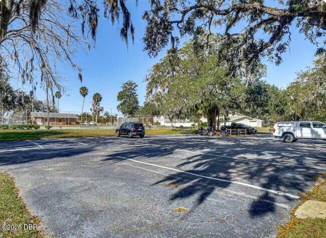 Building Photo - 19 Tomoka Meadows Blvd