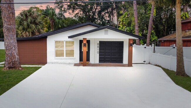 Building Photo - 8810 Memorial Hwy