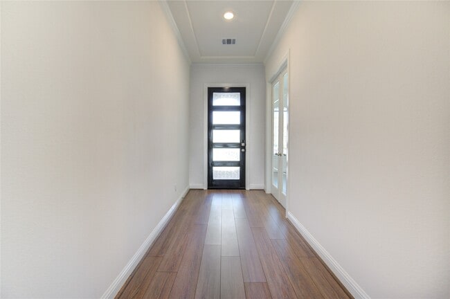 Building Photo - 625 Cape Capri Dr