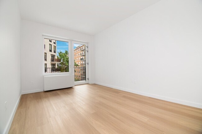 Building Photo - 71-82 Parsons Boulevard