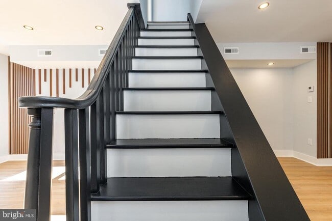 Building Photo - 3120 Tilton St