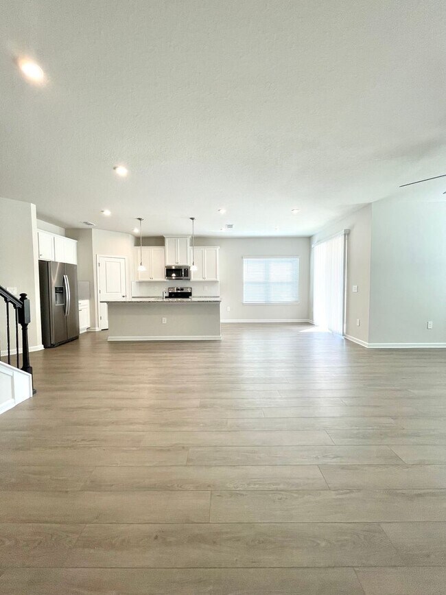 Building Photo - Move In June 16th! Brand New Construction ...