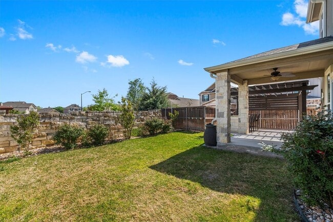 Building Photo - 100 Speckle Park Dr