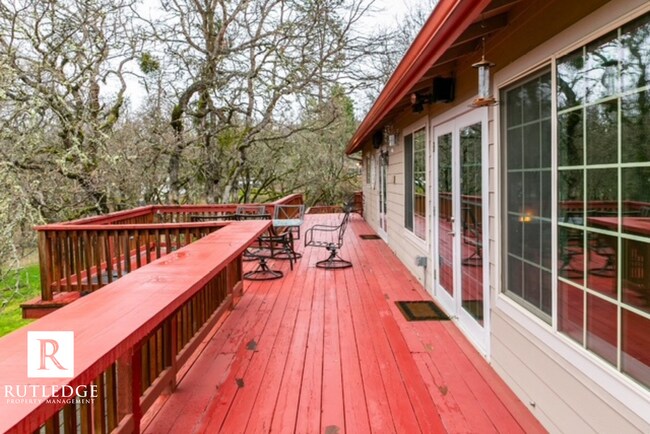 Building Photo - 2 1/2 Acres Manicured Country Living