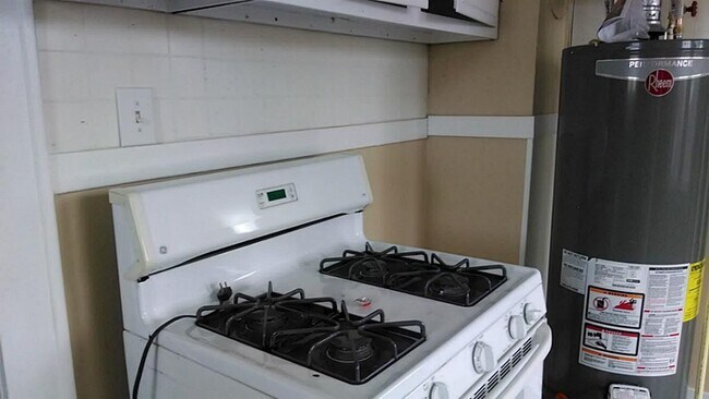 Building Photo - 1712 Market St