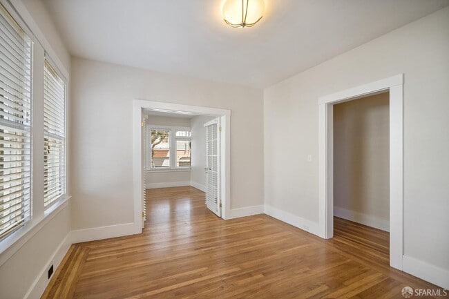 Building Photo - 1375 Sacramento St