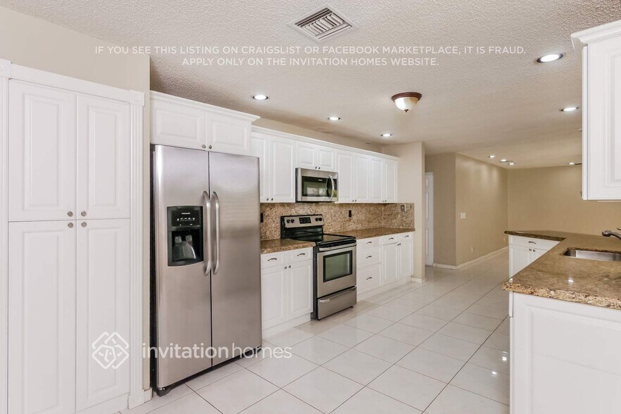 Building Photo - 9080 NW 13th St