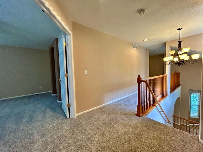 Building Photo - Spacious 3Bd Home in the Broadlands