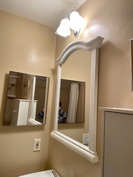 Building Photo - 124 Reserve Cir