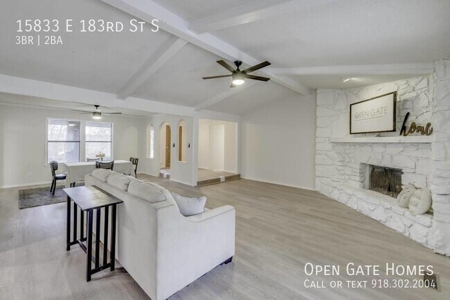 Building Photo - 15833 E 183rd St S