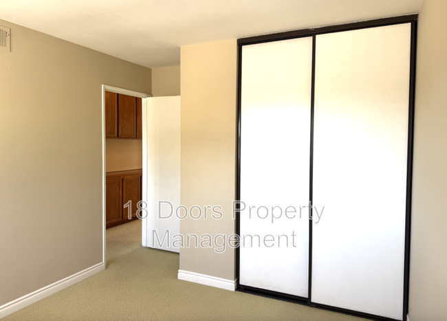 Building Photo - 846 Blackwood Rd