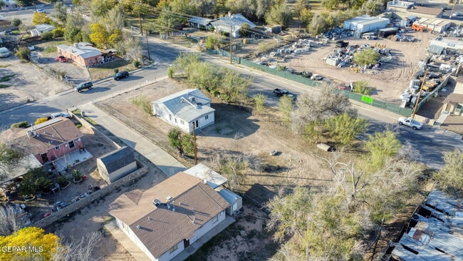 Building Photo - 580 Chula Vista St