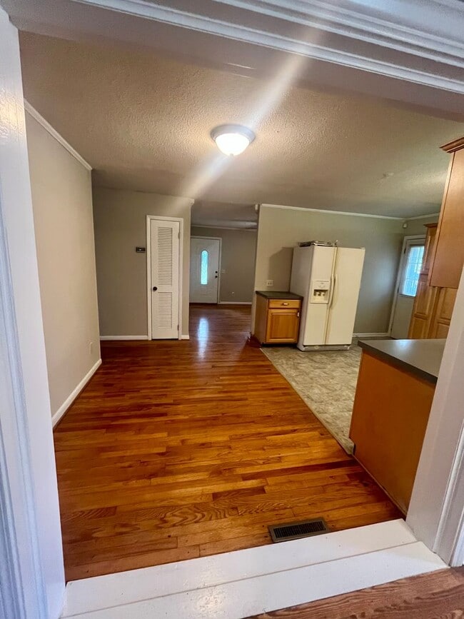 Building Photo - House for Rent In Clemson