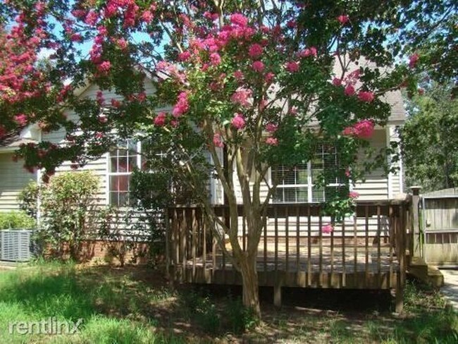 Building Photo - Lovely 3 Bedroom Home in Irmo!