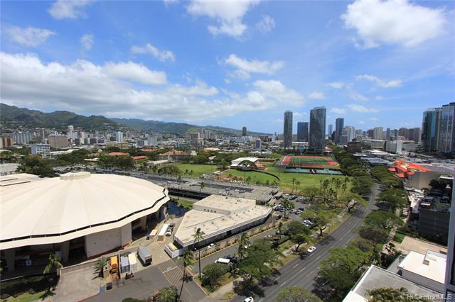 Building Photo - 909 Kapiolani Blvd