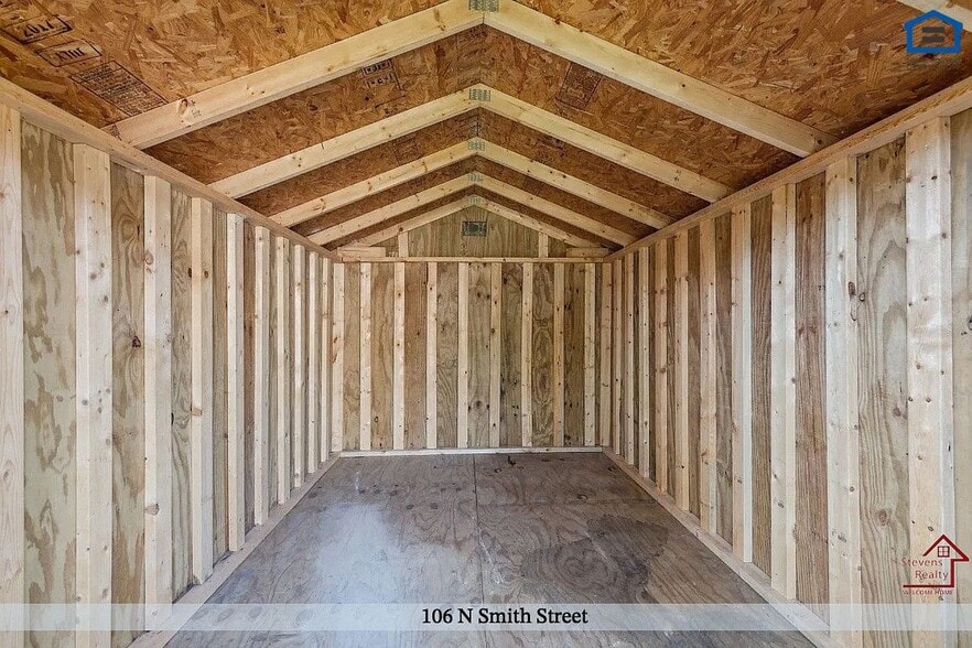 Building Photo - 106 N Smith St