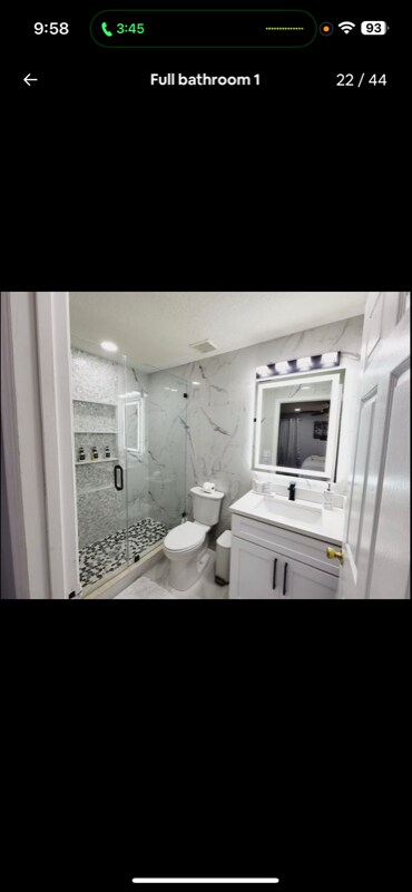 Building Photo - 415 Magnolia Ave