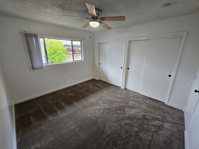 Building Photo - Spacious 3-Bedroom, 2-Bathroom Home on a Corner Lot