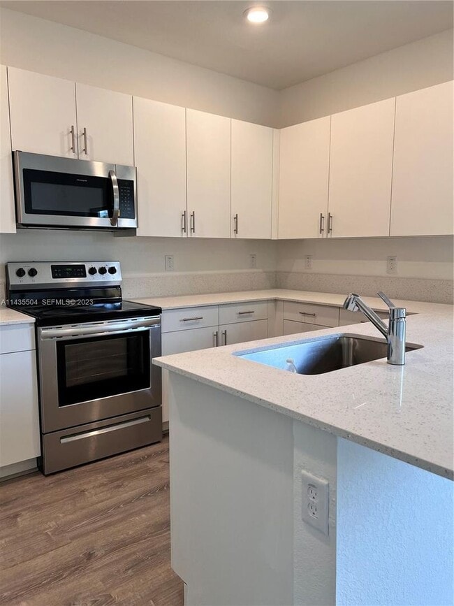 Building Photo - NEW CONSTRUCTION!!!! AMAIZING LOCATION!!!