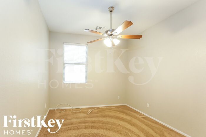 Building Photo - 481 S 173rd Dr