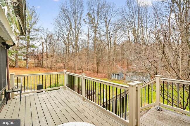 Building Photo - 6614 Corina Ct