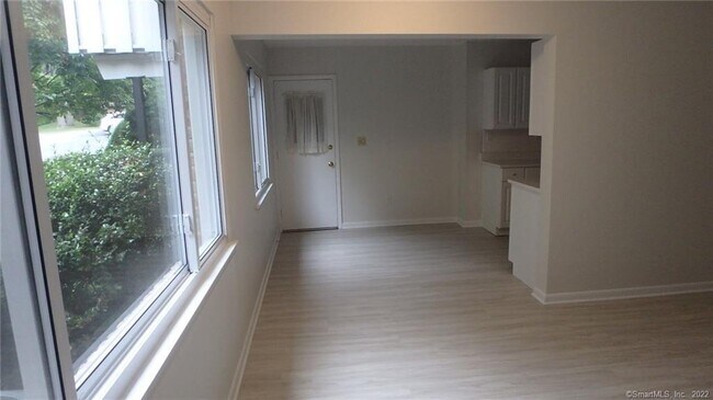 Building Photo - 20 Southport Woods Drive
