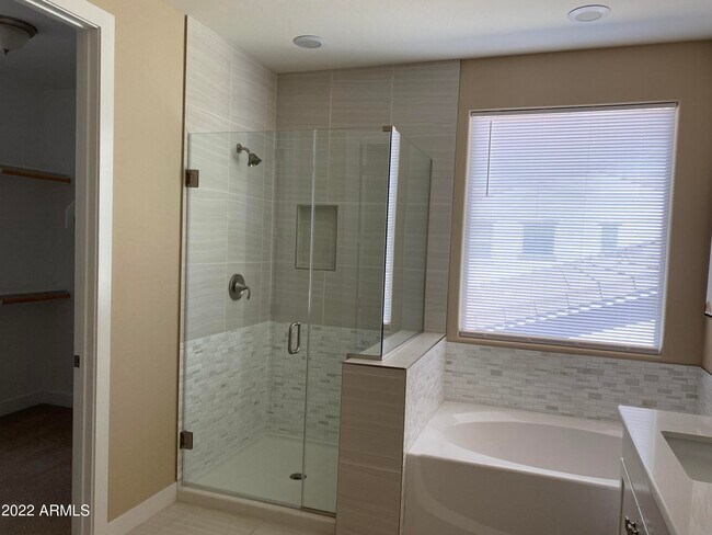 Building Photo - 12131 W Candelaria Dr