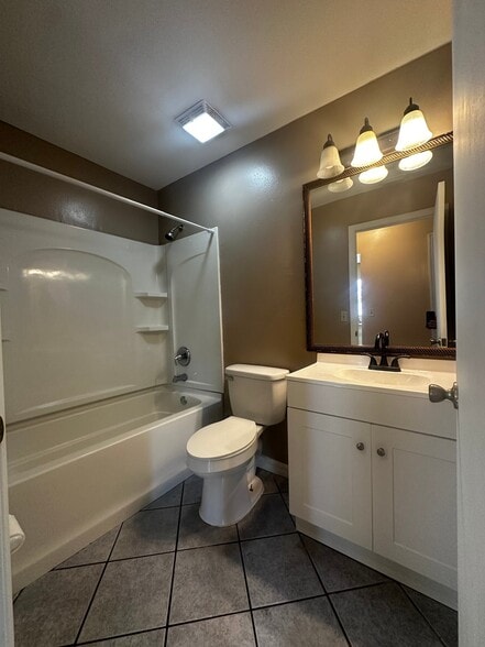 Building Photo - 6574 Bamboo Ave