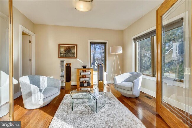 Building Photo - 6600 80th Pl