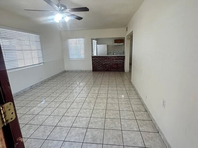 Building Photo - 7221 N 26th Dr