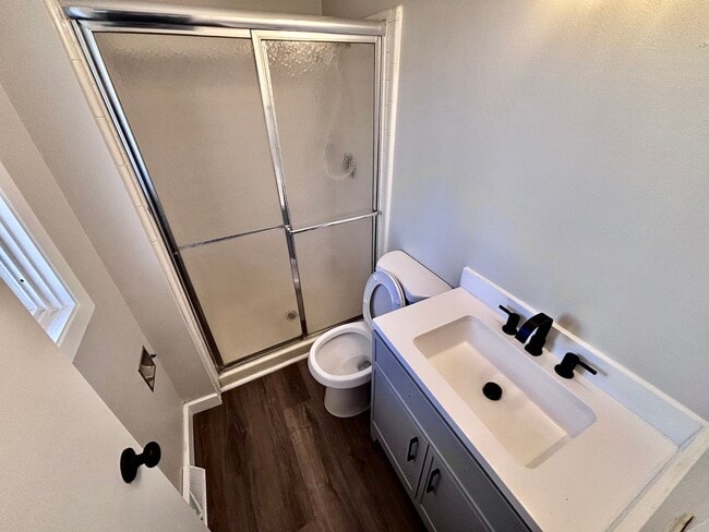 Building Photo - 3324 S 159th St