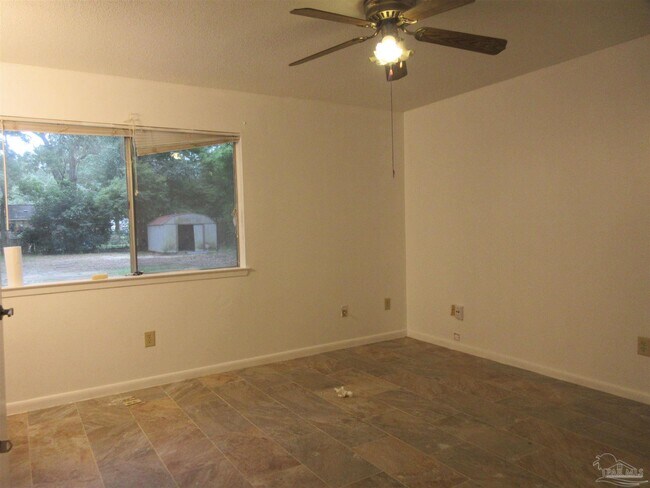 Building Photo - 5337 E Avenida De Golf