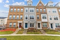Building Photo - 7203 Silver Thorn Way
