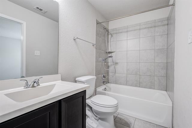 Building Photo - 5529 Las Lomas Ln