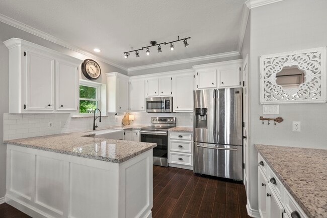 Building Photo - 5178 Lazy Ln