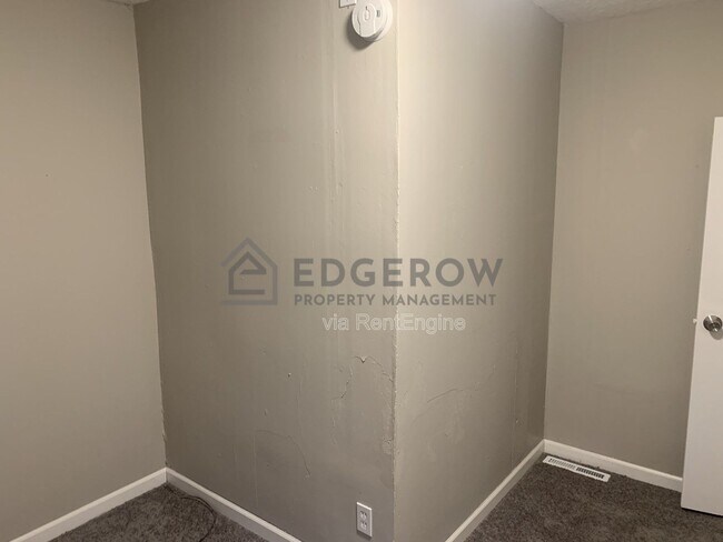 Building Photo - 99 Houston Ave