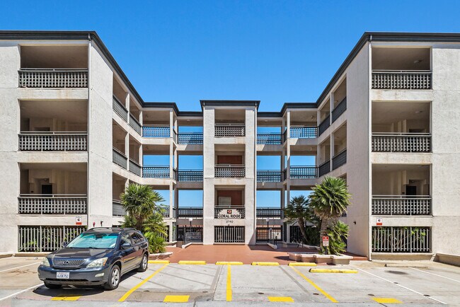 Building Photo - 3790 Florida St