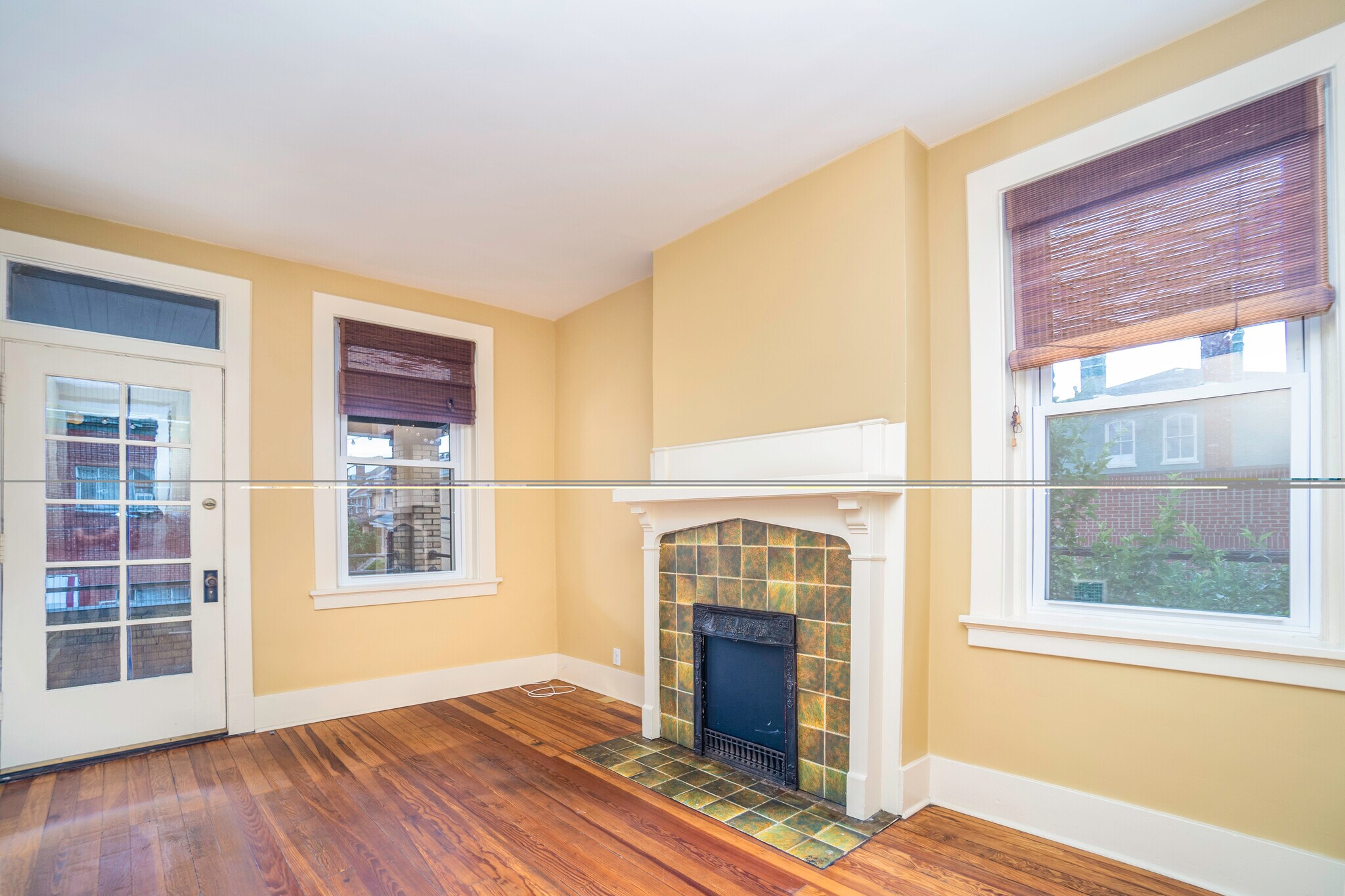 Building Photo - 4121 Davison St