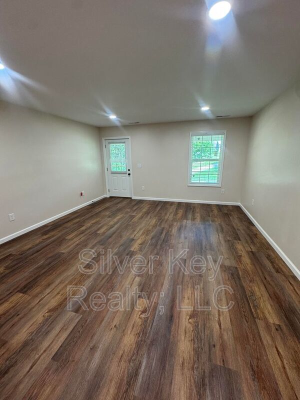 Building Photo - 3180 US-411